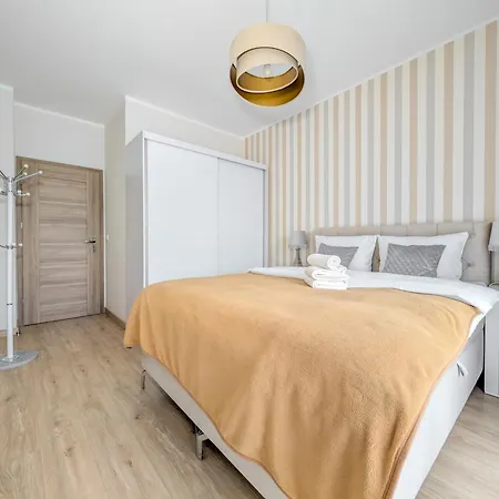 Chorwacka Garden By Bookinghost * Wrocław