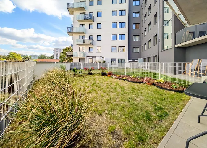 Chorwacka Garden By Bookinghost * Breslavia